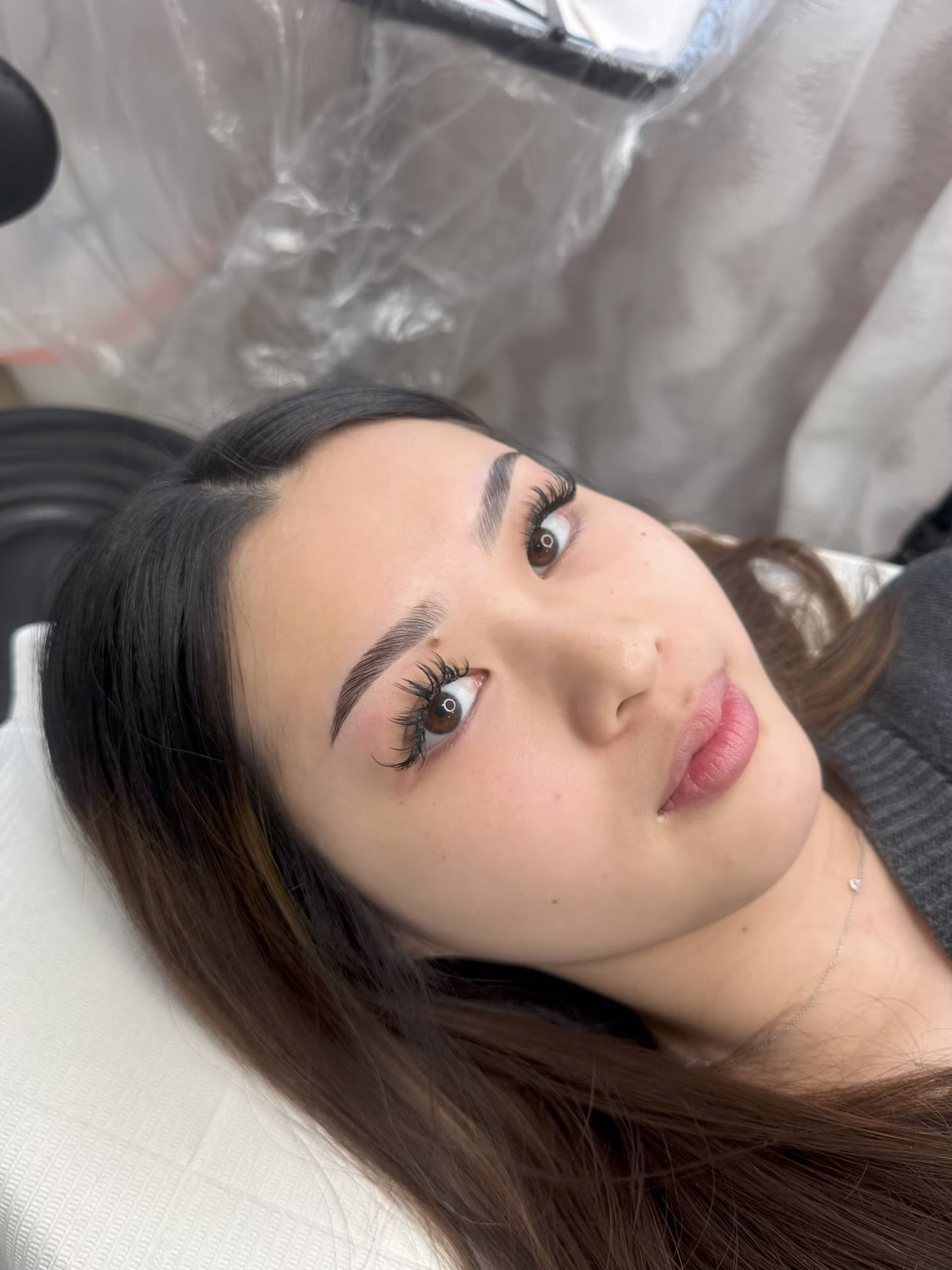 Deluxe Brow Lamination - Before and after result